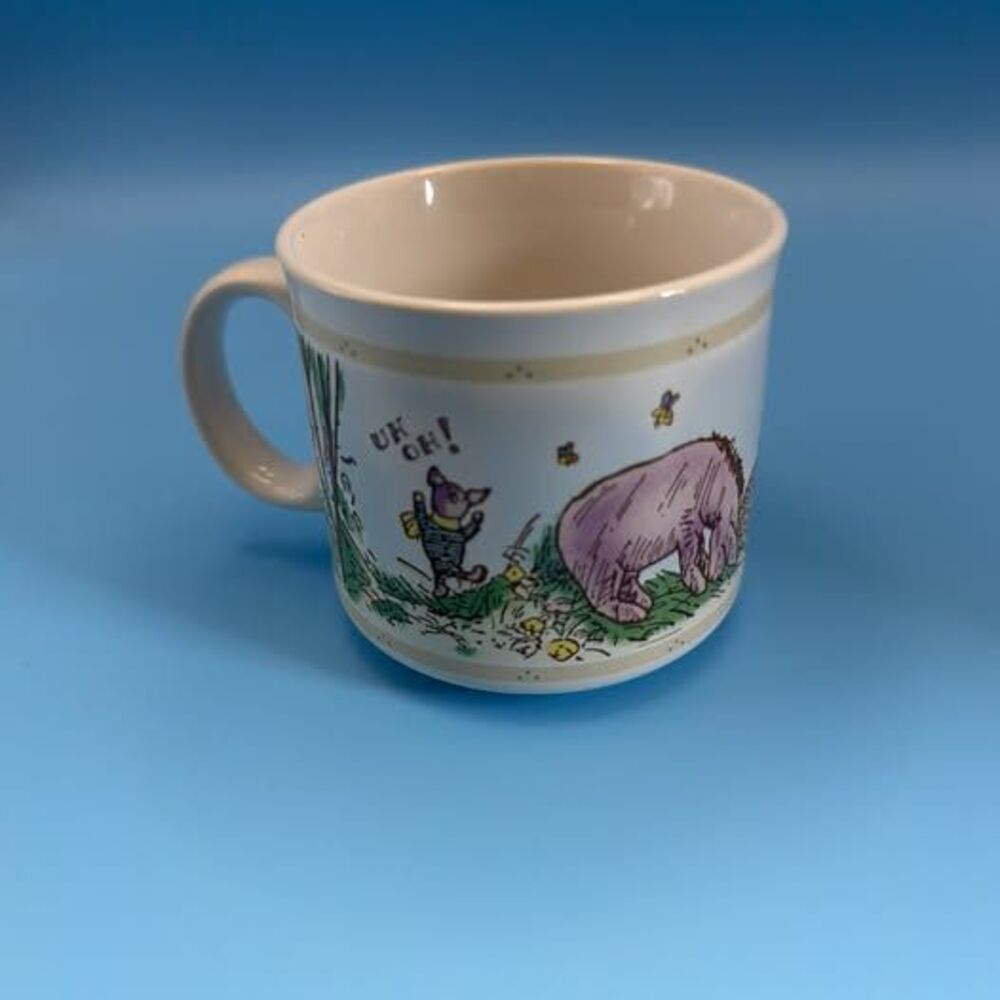 Classic Winnie the Pooh Mug